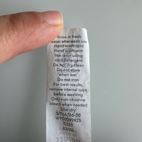 Athleta Black Criss Cross Back Bikini Top size 32D/DD - Picture 6 of 6